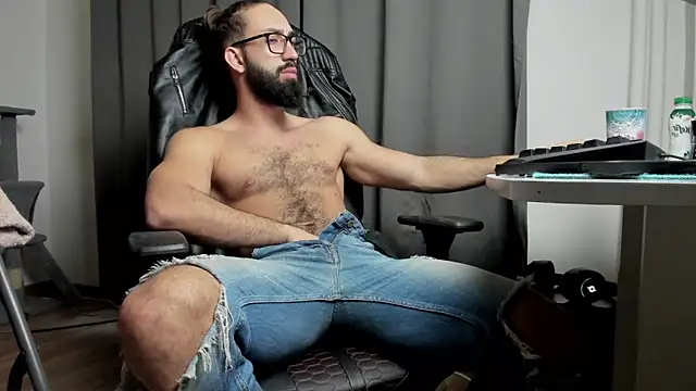 liamaesthetic online show from 8, 2, 2025