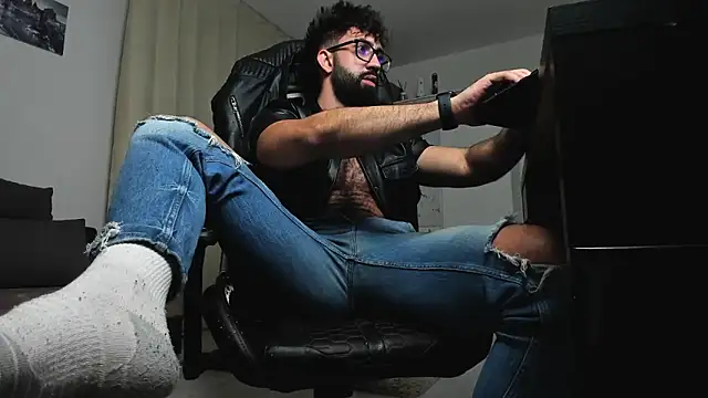 liamaesthetic online show from 25, 2, 2026