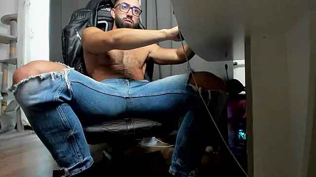 liamaesthetic online show from 2, 11, 2025