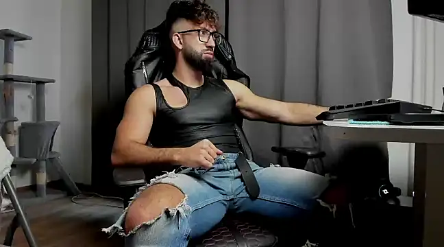 liamaesthetic online show from 5, 3, 2025