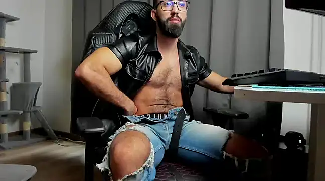 liamaesthetic online show from 28, 2, 2025