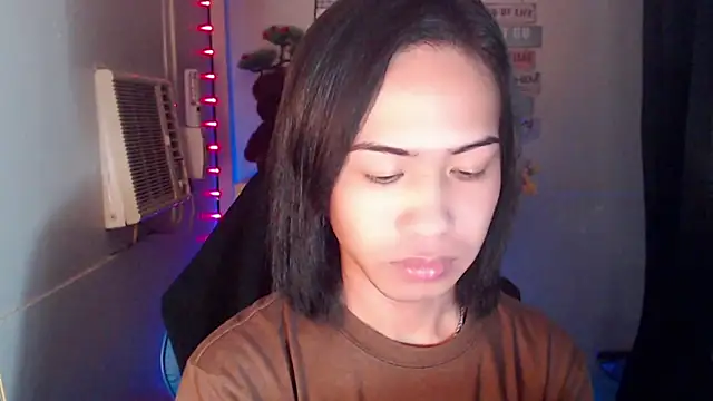 Lemonadexxx online show from 19, 12, 2025