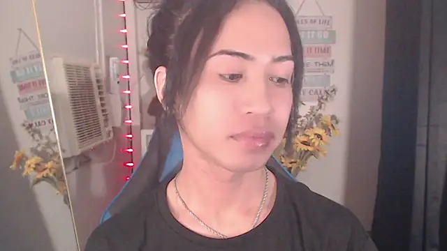 Lemonadexxx online show from 17, 12, 2025