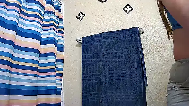 bootiebby online show from 6, 4, 2026