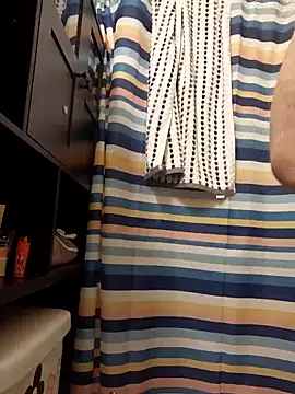 bootiebby online show from 26, 5, 2026