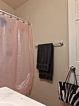 bootiebby online show from 16, 9, 2025