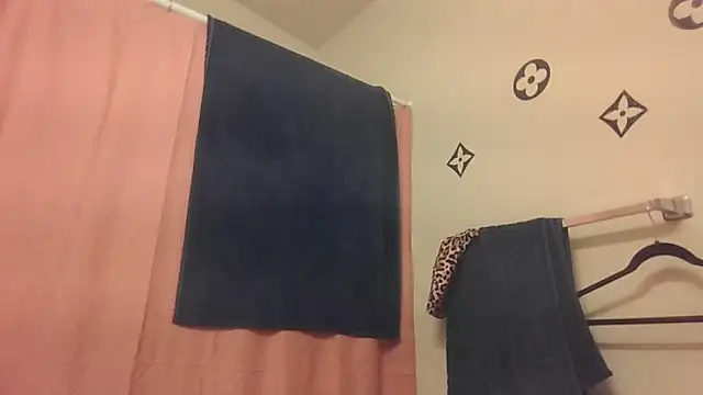 bootiebby online show from 22, 12, 2025