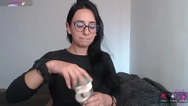 Snapshot of party2col chatting on 12, 2, 2026 party2col online show from 12, 2, 2026