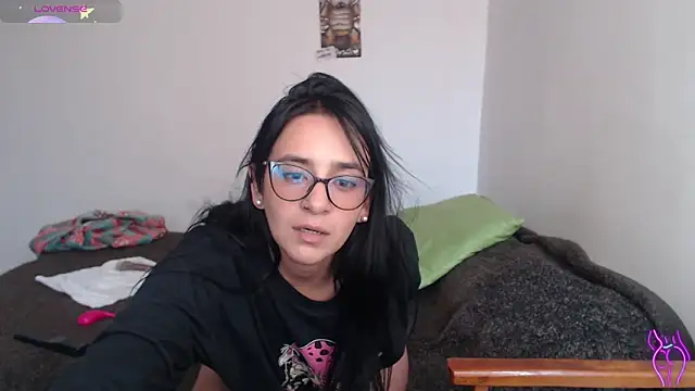 Snapshot of party2col chatting on 6, 2, 2026 party2col online show from 6, 2, 2026