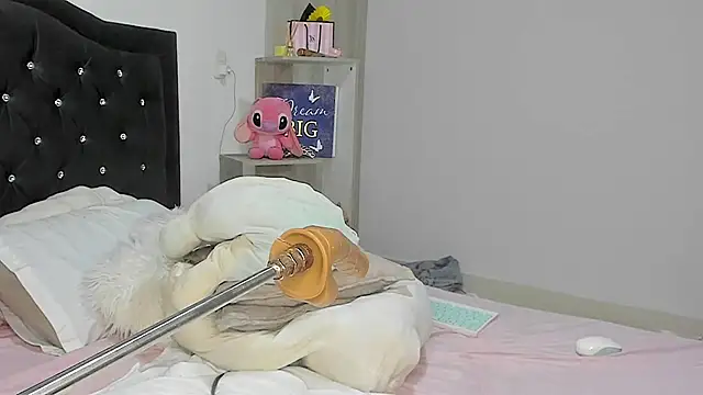 AlyssonKim online show from 12, 3, 2025