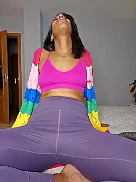 Goldenlace online show from 10, 11, 2025