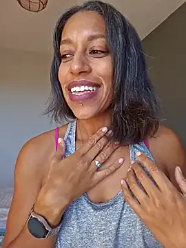 Goldenlace online show from 4, 11, 2025