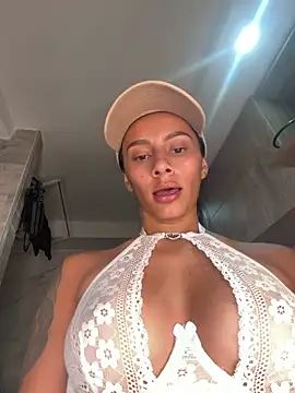 karlyn angels online show from 28, 4, 2026