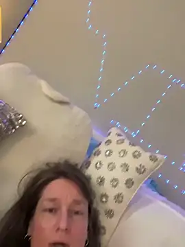 Vivian MayXxX online show from 20, 2, 2026