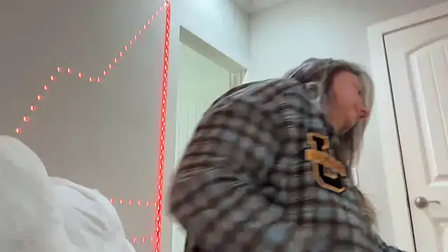 Vivian MayXxX online show from 21, 9, 2025