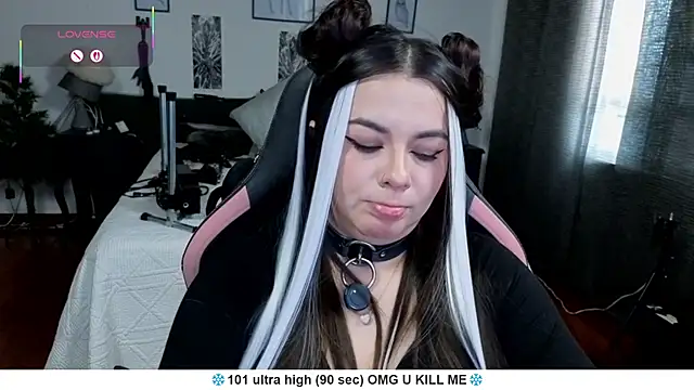 Liah santos online show from 10, 4, 2026