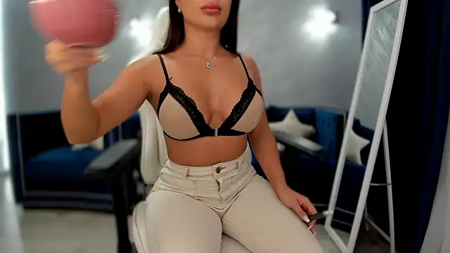Snapshot of _missperfection_ chatting on 8, 7, 2026 missperfection online show from 8, 7, 2026