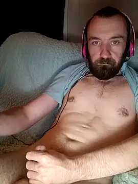 Snapshot of ShadowyTube chatting on 14, 11, 2025 ShadowyTube online show from 14, 11, 2025