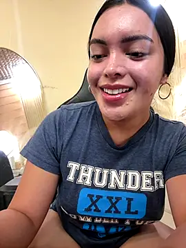 HotstuffCherrySummer online show from 12, 11, 2025