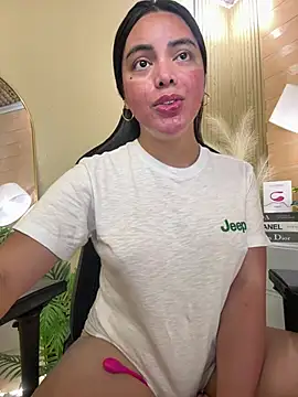 HotstuffCherrySummer online show from 20, 3, 2025