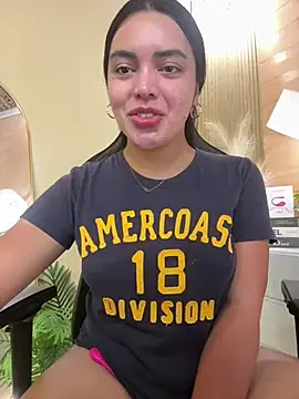 HotstuffCherrySummer online show from 17, 3, 2025