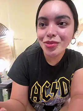 HotstuffCherrySummer online show from 21, 9, 2025