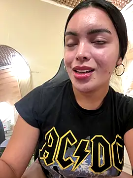 HotstuffCherrySummer online show from 17, 11, 2025