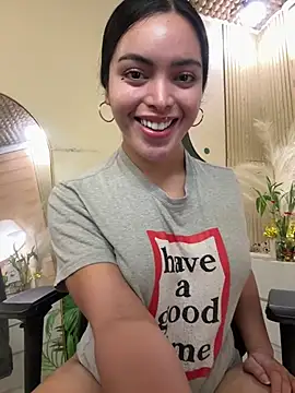 HotstuffCherrySummer online show from 19, 2, 2026