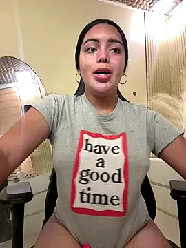 HotstuffCherrySummer online show from 10, 11, 2025