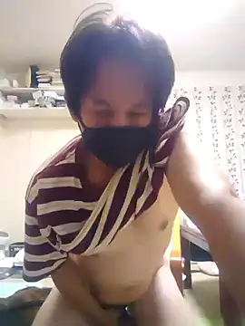Snapshot of tarou08700870 chatting on 18, 10, 2025 tarou08700870 online show from 18, 10, 2025