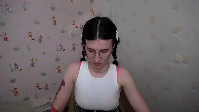 MaryEm976 online show from 28, 4, 2026