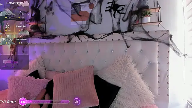 Atenea Klett  online show from 1, 11, 2025