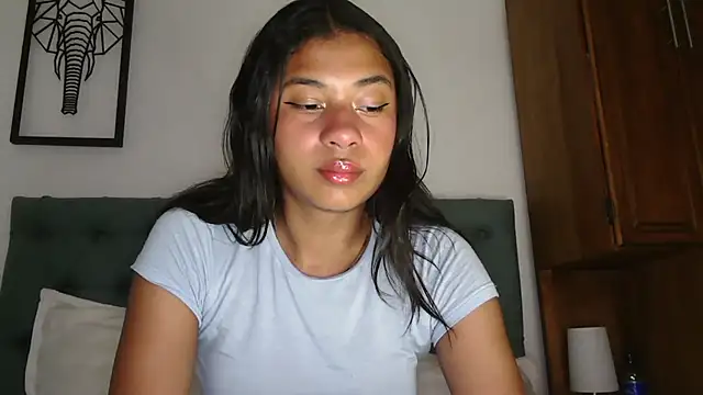 dark enchantress  online show from 4, 10, 2025