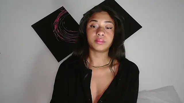 dark enchantress  online show from 31, 10, 2025