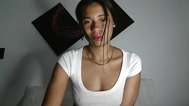 dark enchantress  online show from 1, 11, 2025