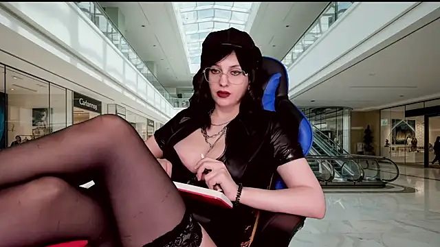 Snapshot of RoseBlooom chatting on 21, 11, 2025 RoseBlooom online show from 21, 11, 2025