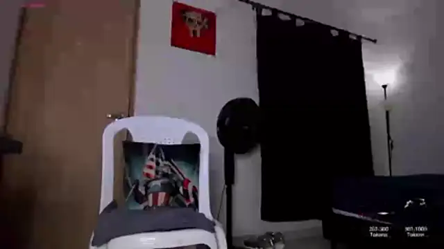 Snapshot of Cloudy_pigDude chatting on 4, 3, 2026 Cloudy pigDude online show from 4, 3, 2026