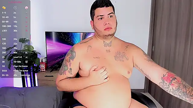 Snapshot of Thomas_chubbyxhot chatting on 23, 4, 2026 Thomas chubbyxhot online show from 23, 4, 2026