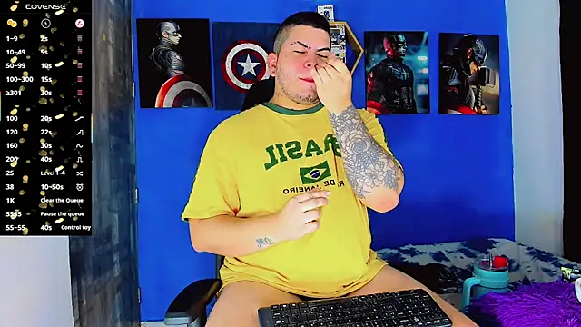 Thomas chubbyxhot online show from 17, 2, 2026