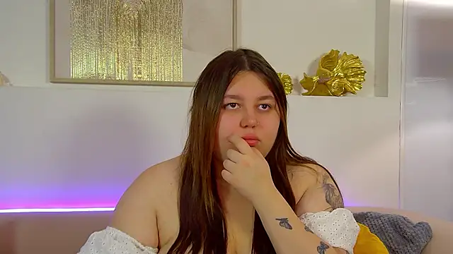 LillianKim online show from 26, 9, 2025