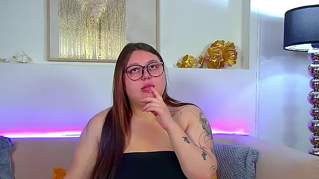 LillianKim online show from 14, 9, 2025