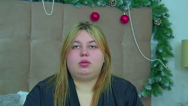 LillianKim online show from 21, 12, 2025