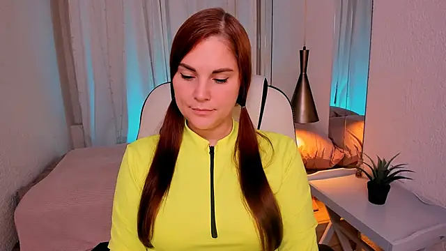 Snapshot of Ellis_Foxy chatting on 1, 2, 2025 Ellis Foxy online show from 1, 2, 2025