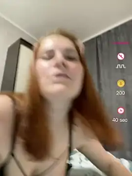 Ellis Foxy online show from 11, 6, 2026