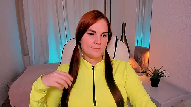 Snapshot of Ellis_Foxy chatting on 2, 2, 2025 Ellis Foxy online show from 2, 2, 2025