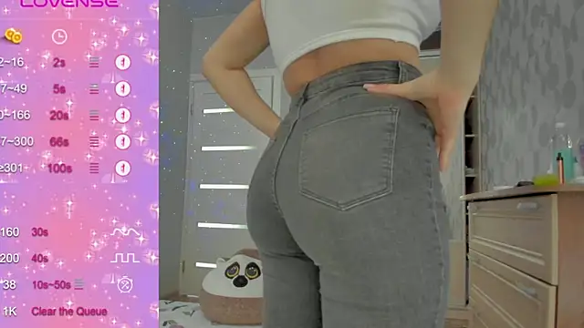 92yourbitch922 online show from 27, 3, 2026