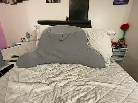 AngelSinz69 online show from 1, 3, 2025