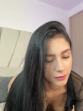 Lauraxx69 online show from 6, 5, 2026