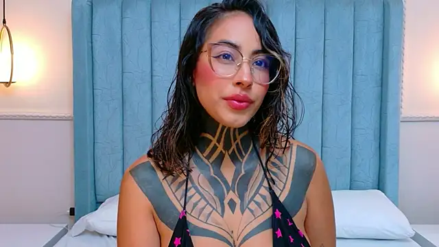 NicoleBlum online show from 2, 6, 2026