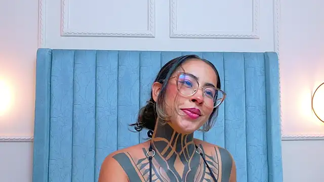 Snapshot of NicoleBlum chatting on 16, 6, 2026 NicoleBlum online show from 16, 6, 2026